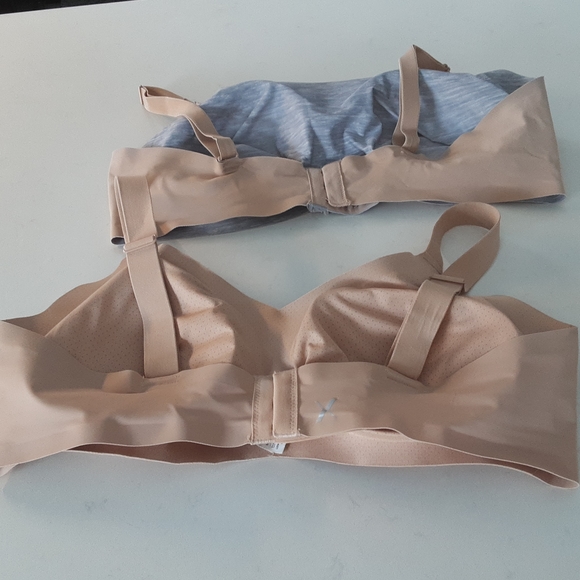 2 Knix bars - Picture 2 of 3